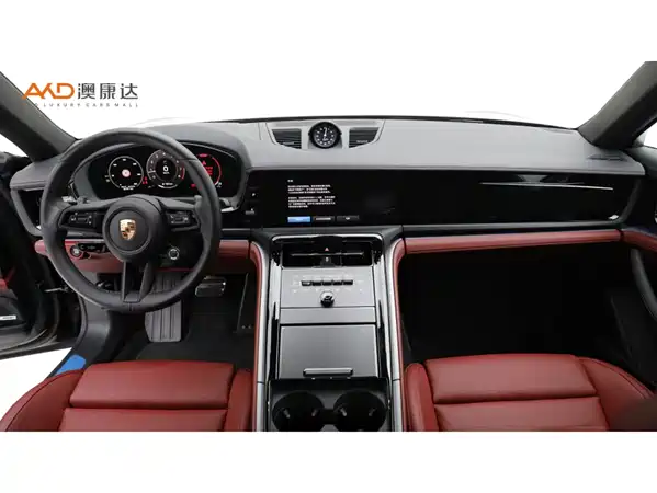 Porsche Panamera 2024