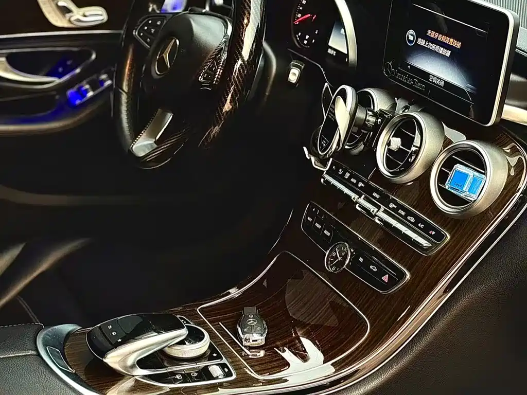 Mercedes-Benz C-Class 2015