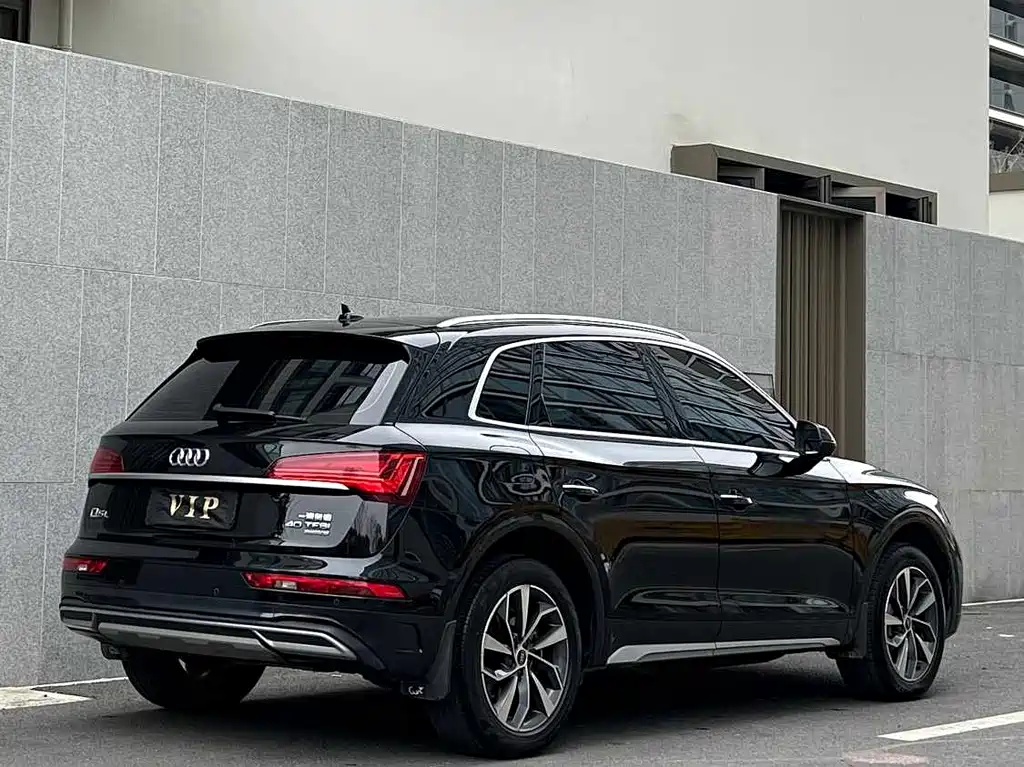 Audi Q5L 2022 — фото 7