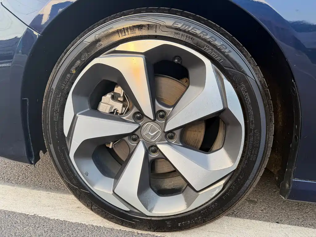 Honda Inspire 2020