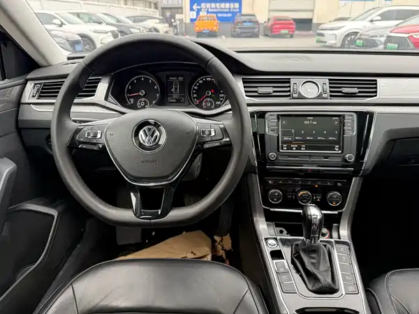 Volkswagen Passat 2018