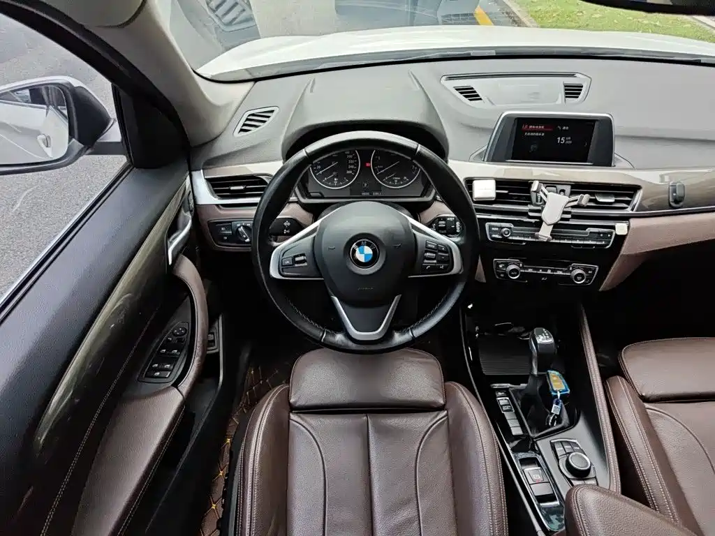 BMW X1 2018 — фото 6