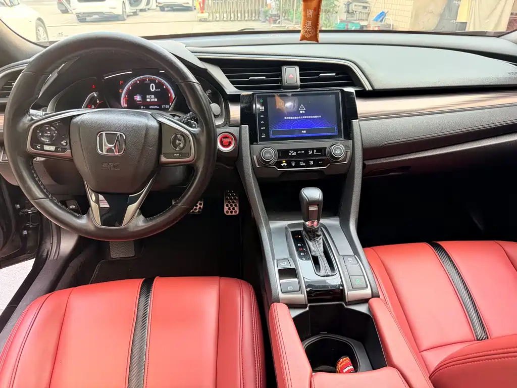 Honda Civic 2022 — фото 10