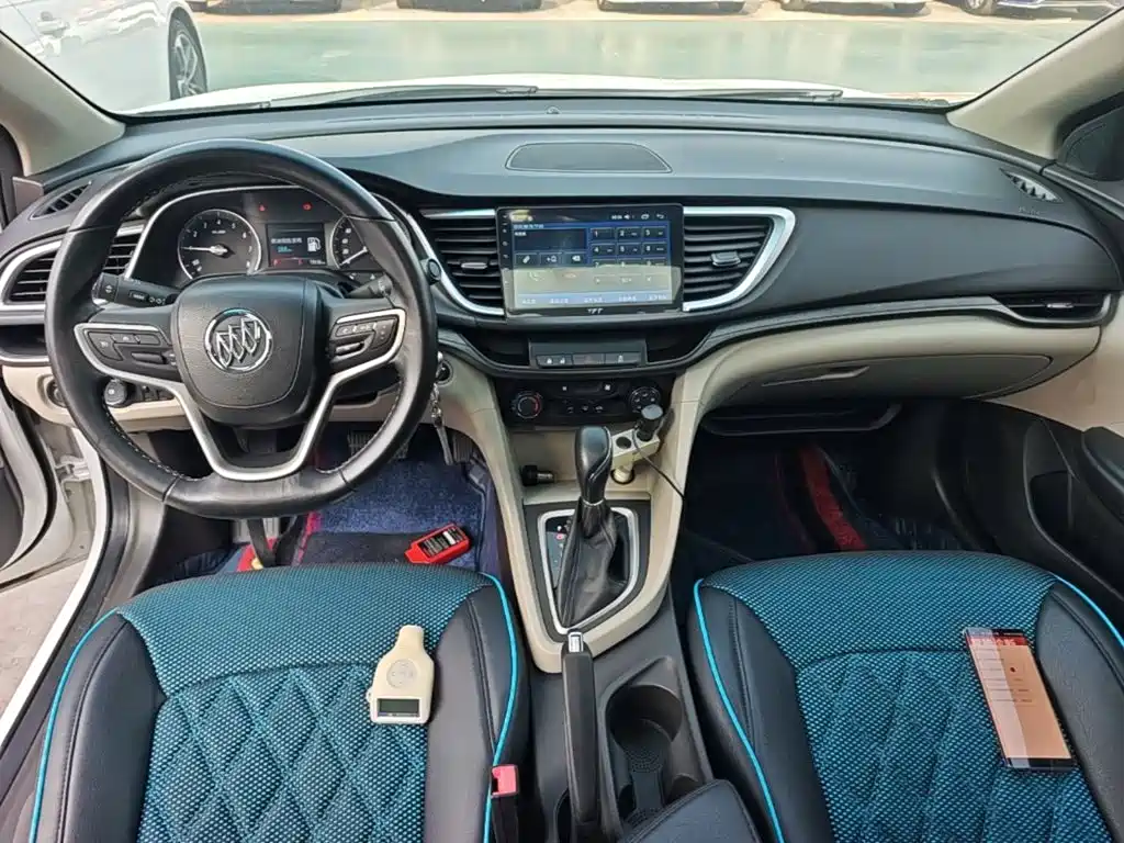 Buick Excelle 2017 — фото 10