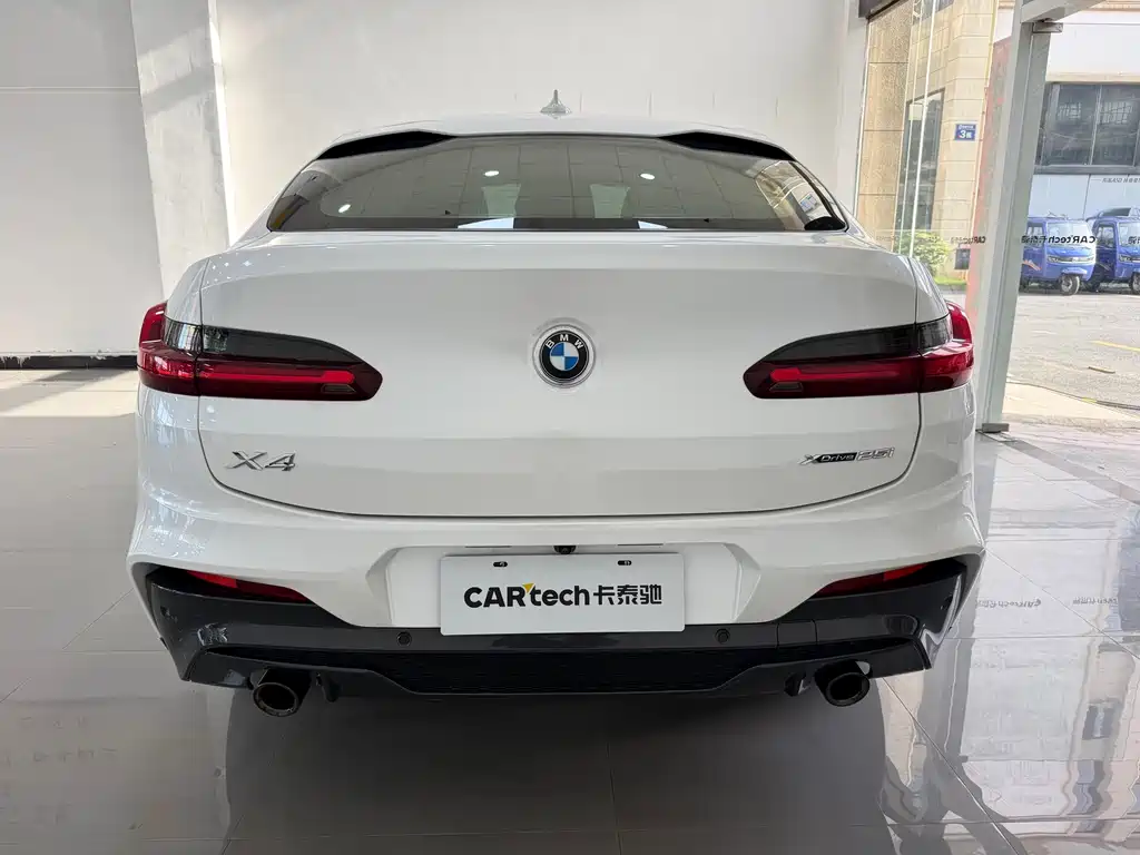 BMW X4 2021 — фото 9