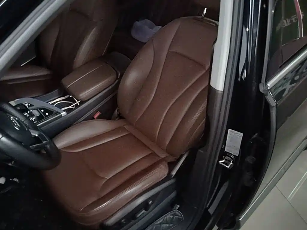 Audi Q7 2018 — фото 15