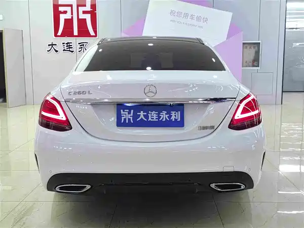 Mercedes-Benz C-Class 2021