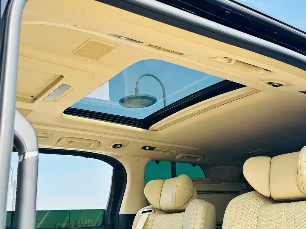 Toyota Vellfire 2021 — фото 24