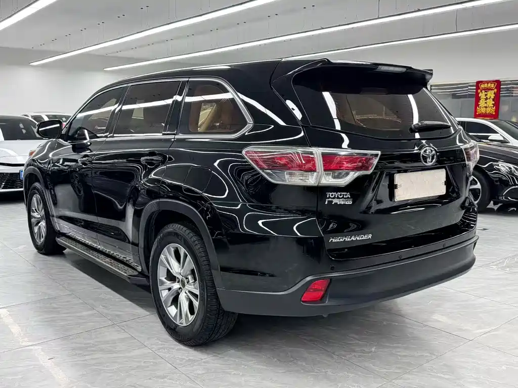 Toyota Highlander 2016