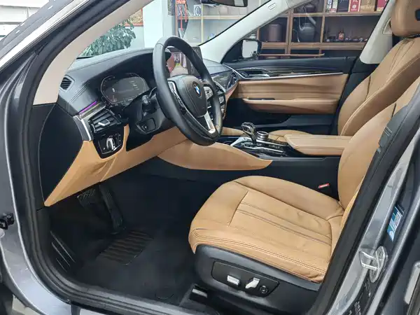 BMW 6 Series GT 2021