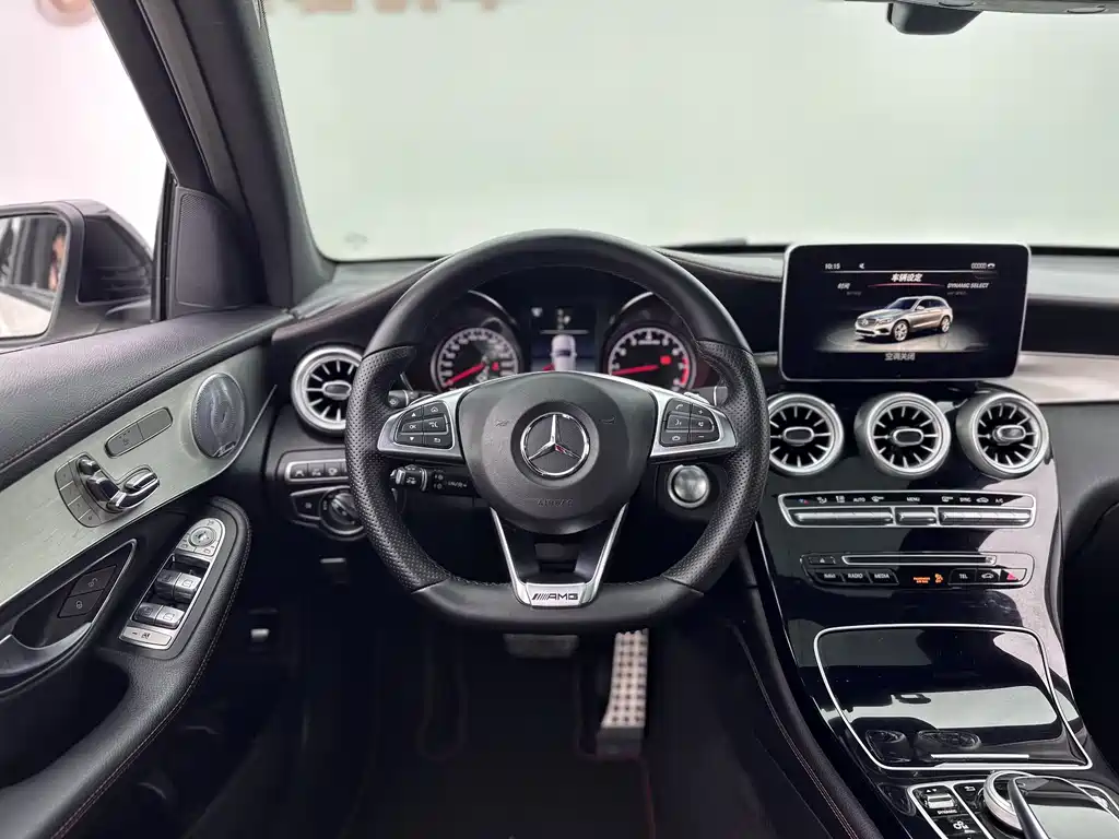 Mercedes-Benz GLC AMG 2018 — фото 10