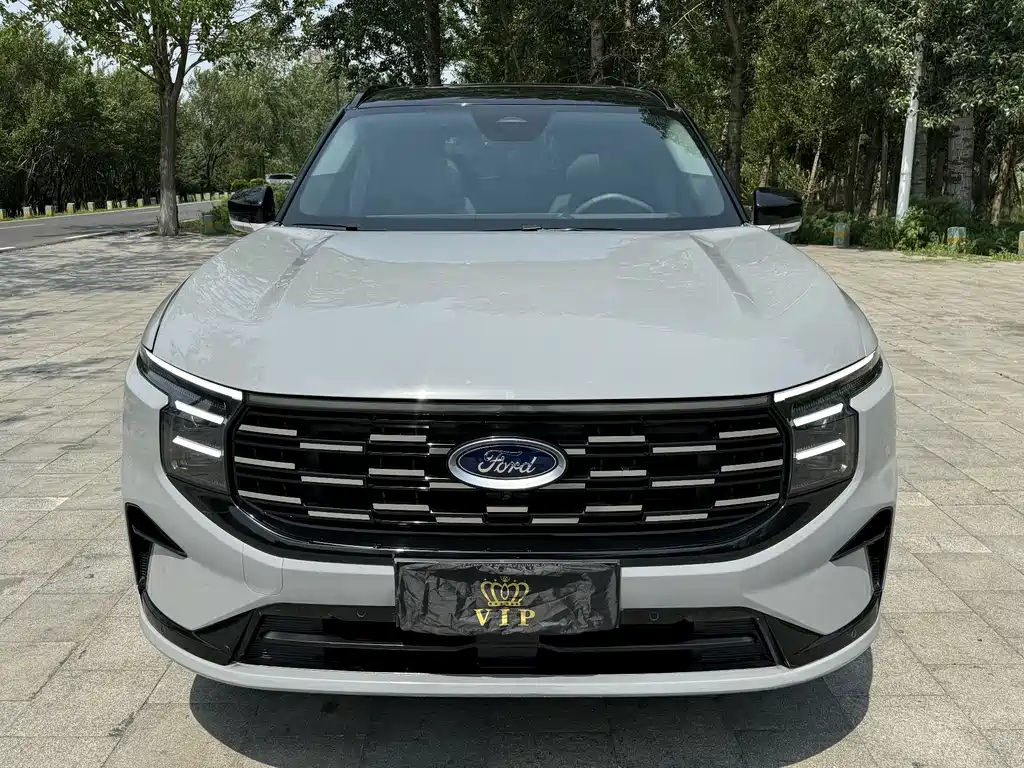 Ford Edge 2023 — фото 2