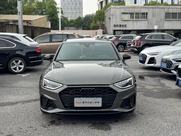 Audi S4 2024