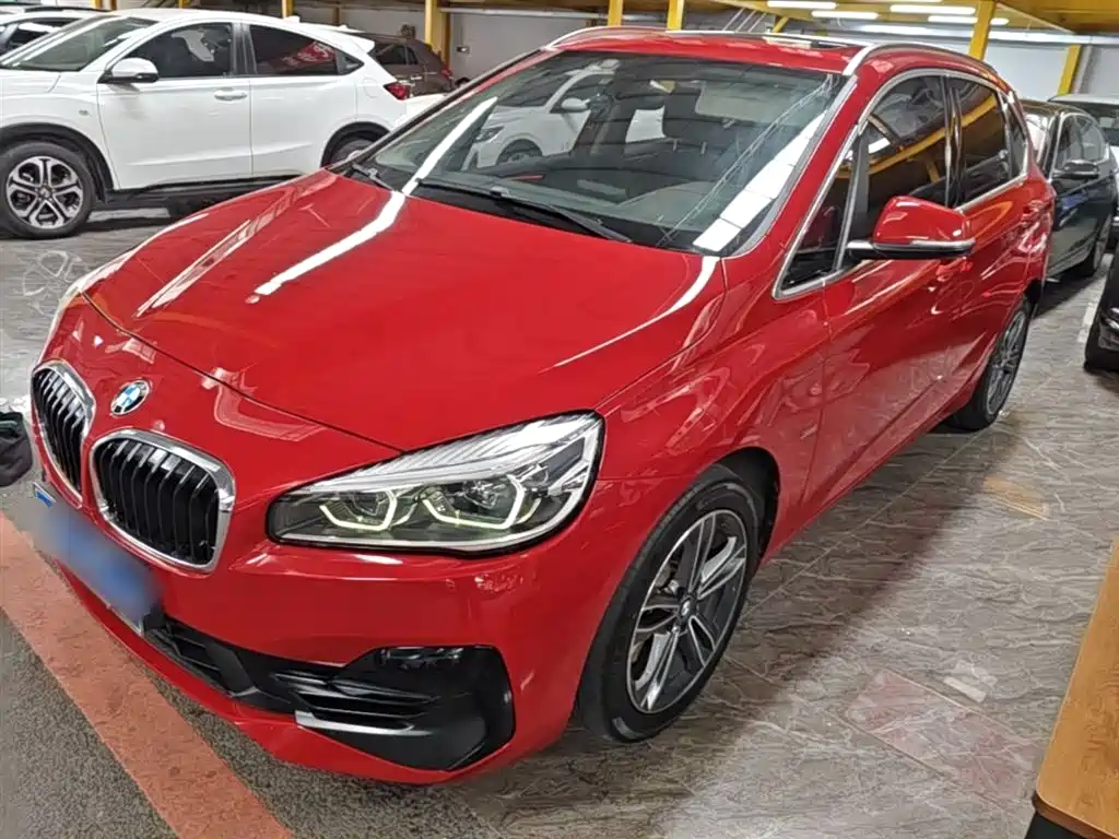 BMW 2 Series Active Tourer 2018 — фото 2