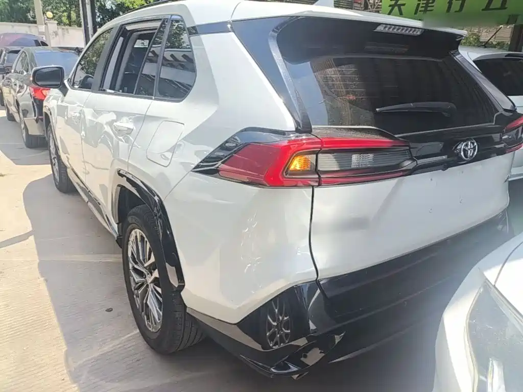 Toyota Wildlander 2024