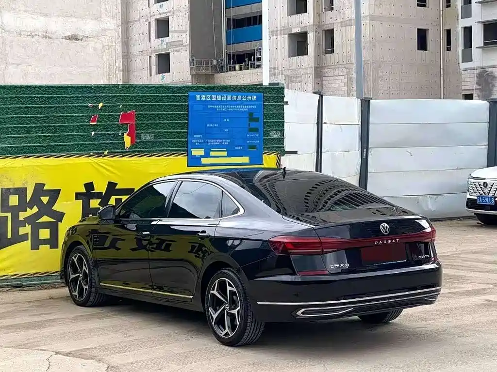 Volkswagen Passat 2024