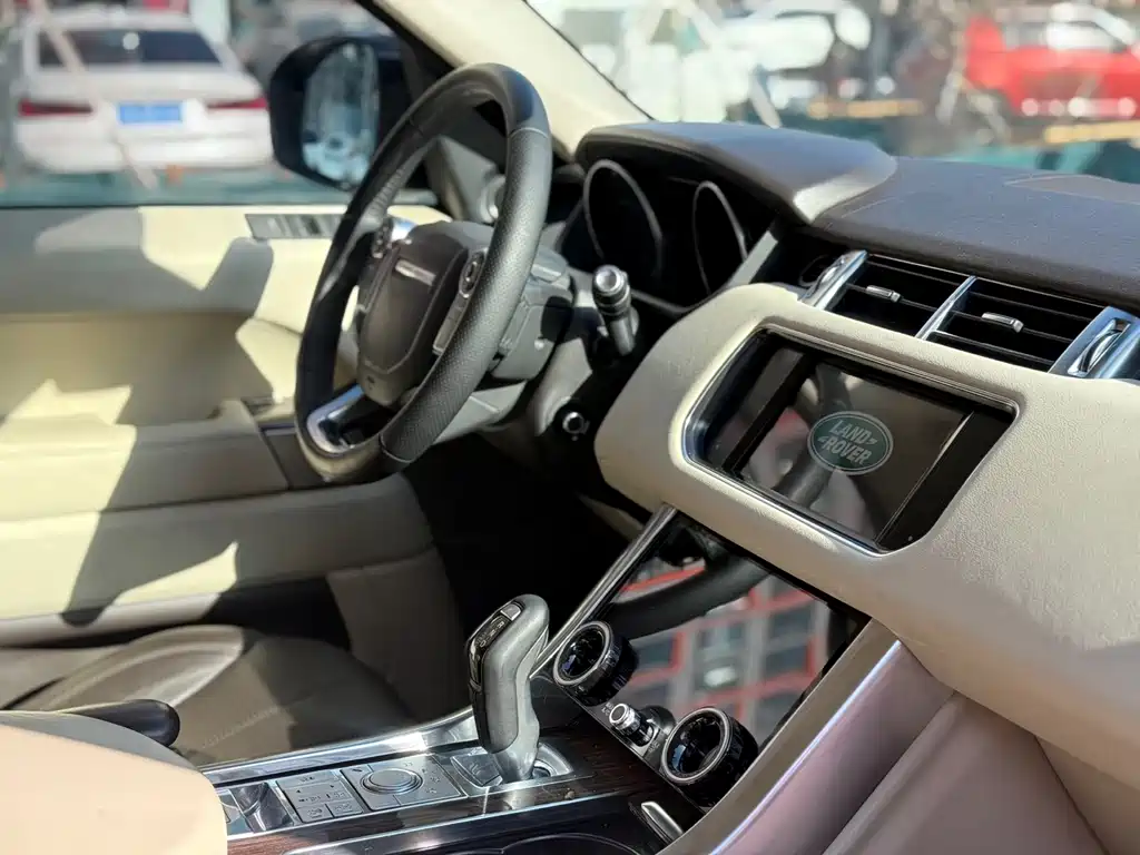 Land Rover Sport 2014 — фото 10