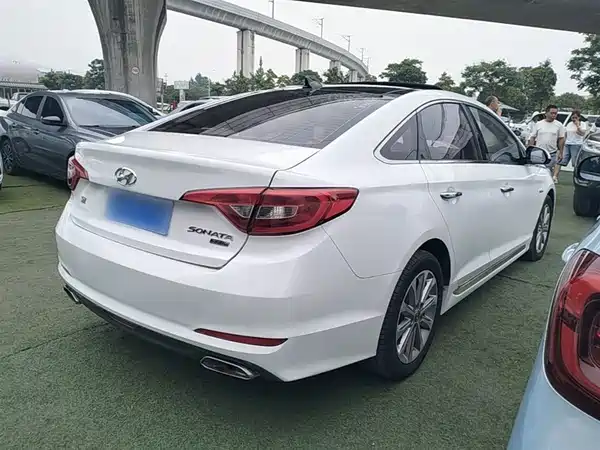 Hyundai Sonata 2015