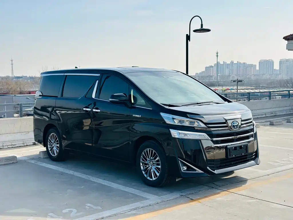 Toyota Vellfire 2021 — фото 3