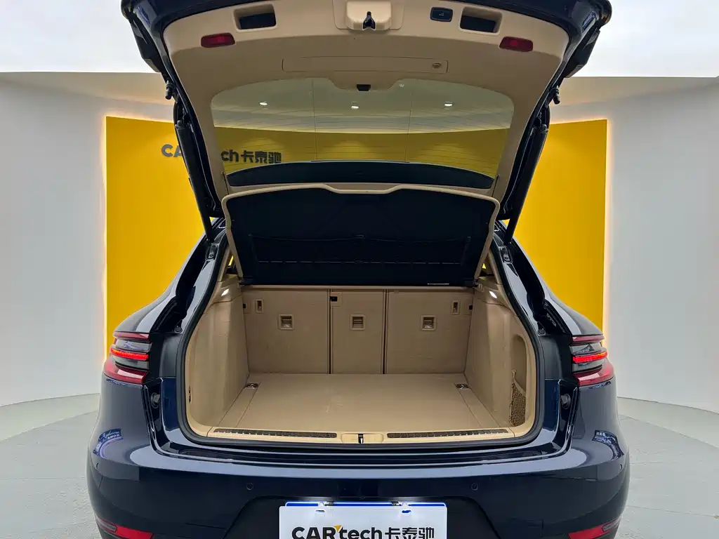 Porsche Macan 2015 — фото 27