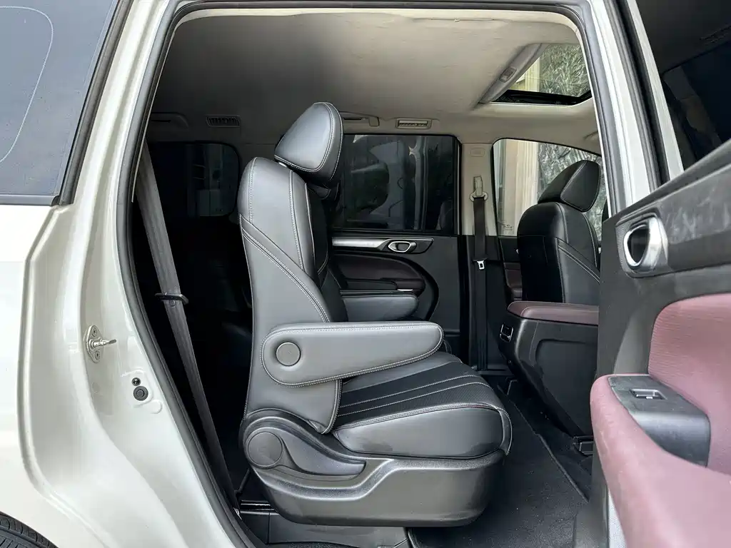 GAC Motor Trumpchi M6 2025 — фото 16