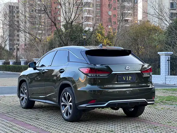 Lexus RX 2021