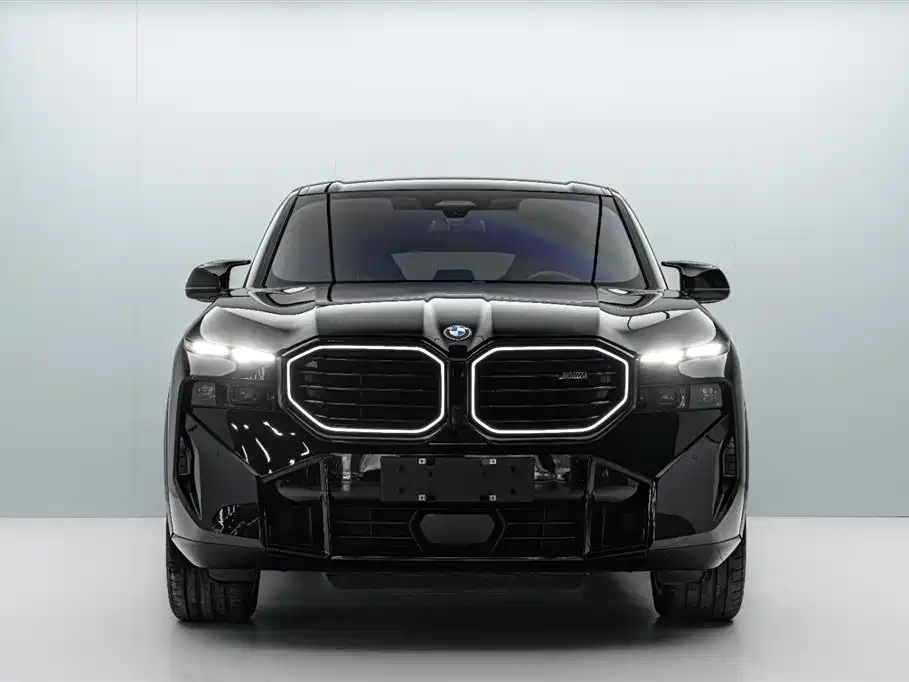 BMW XM 2024 — фото 2
