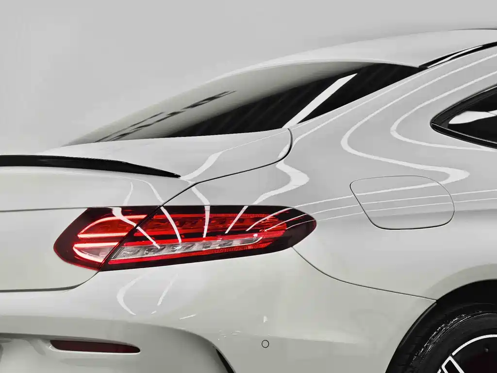 Mercedes-Benz C-Class 2023 — фото 15