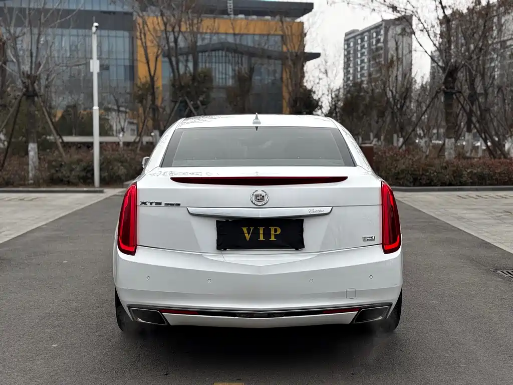 Cadillac XTS 2014 — фото 7