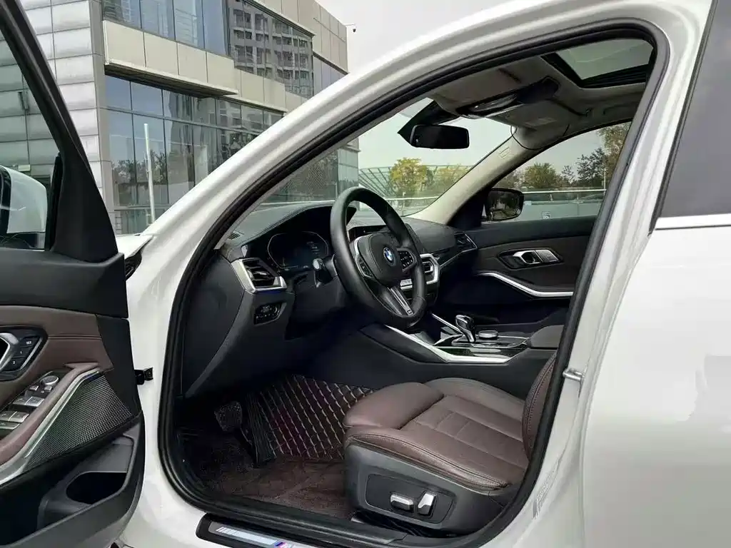 BMW 3 Series 2020