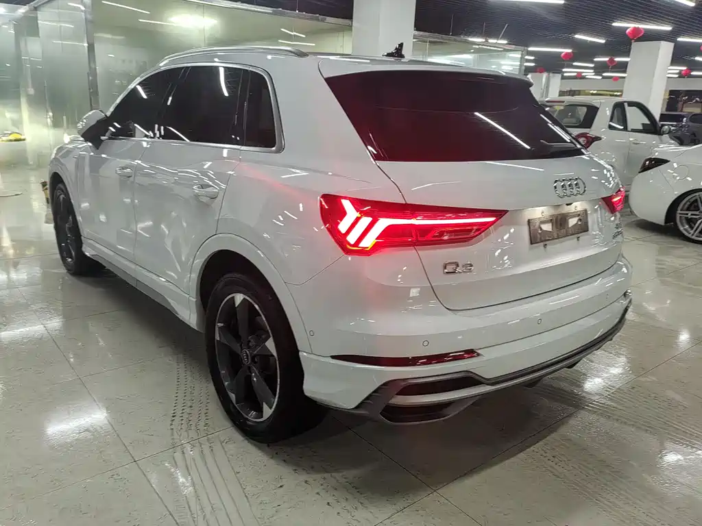 Audi Q3 2023