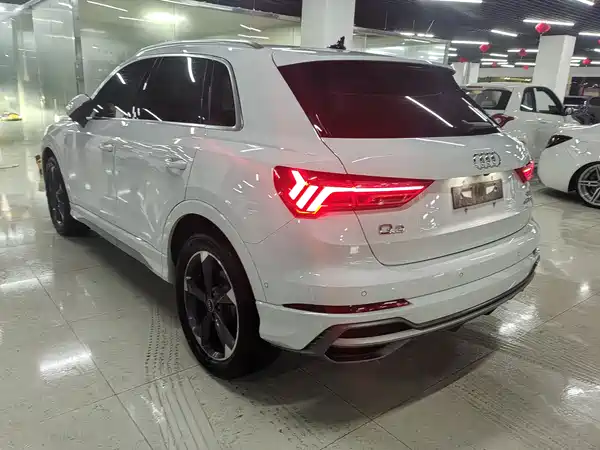 Audi Q3 2023