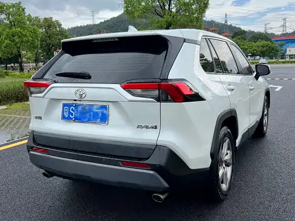 Toyota RAV4 2022