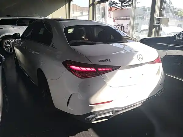 Mercedes-Benz C-Class 2022