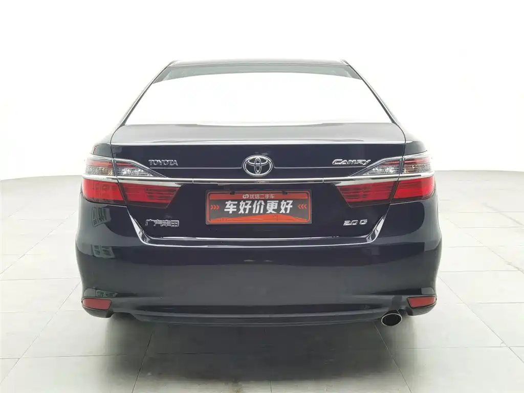 Toyota Camry 2016 — фото 4