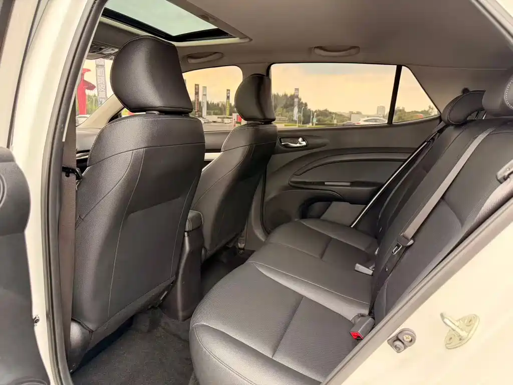 Kia KX1 2022 — фото 14