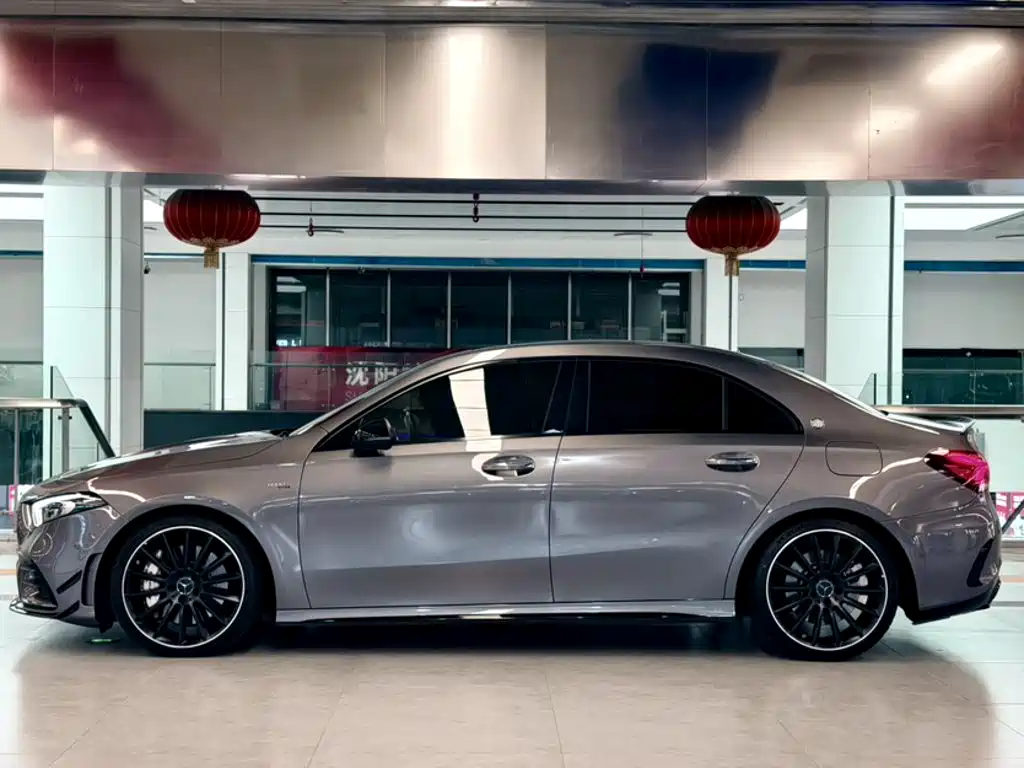 Mercedes-Benz A-Class AMG 2020 — фото 4