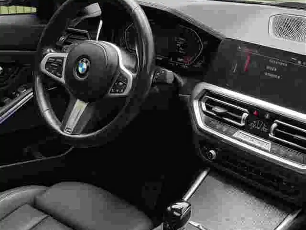 BMW 3 Series 2022 — фото 7
