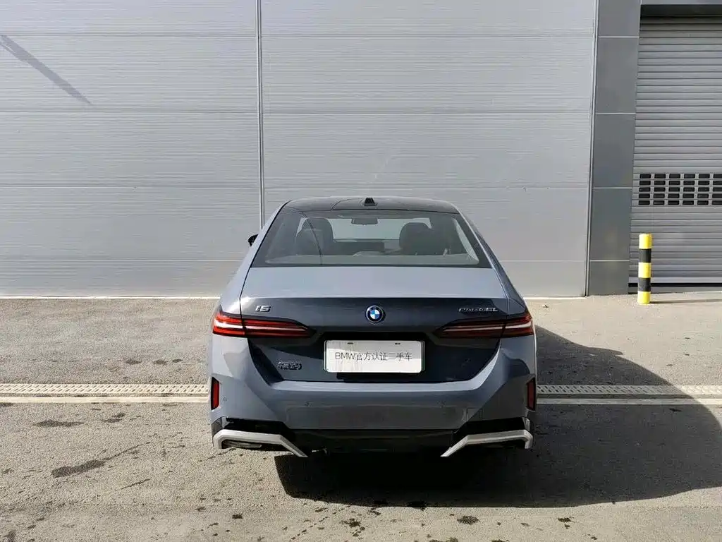 BMW i5 2024 — фото 2