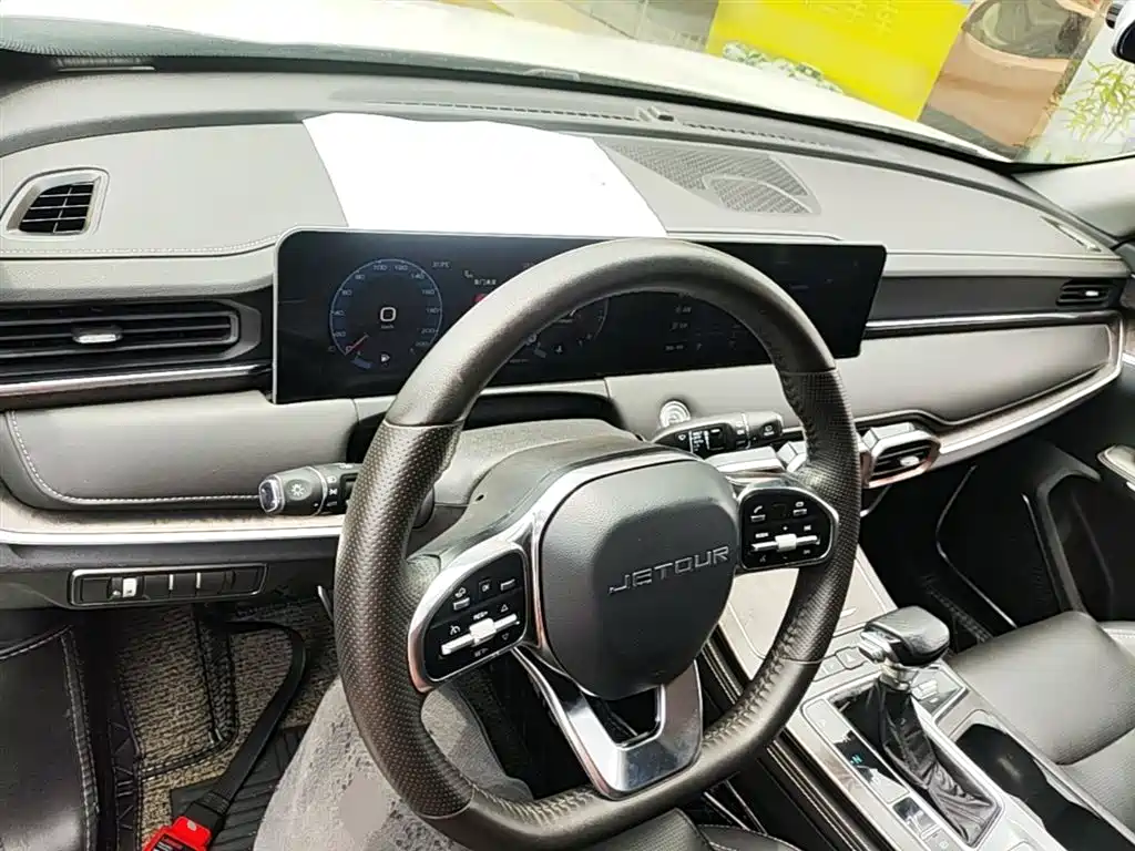 Jetour X70 PLUS 2021 — фото 10
