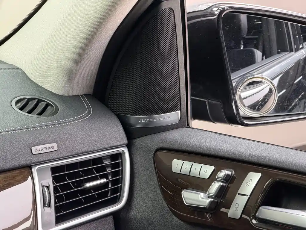 Mercedes-Benz GL-Class 2016 — фото 10