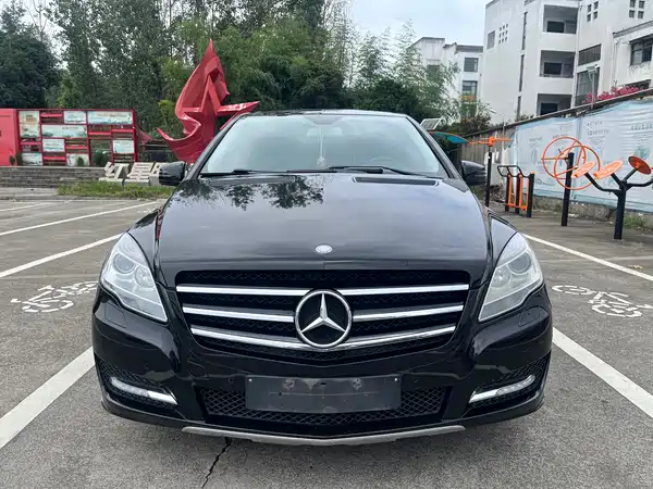 Mercedes-Benz R-Class 2015