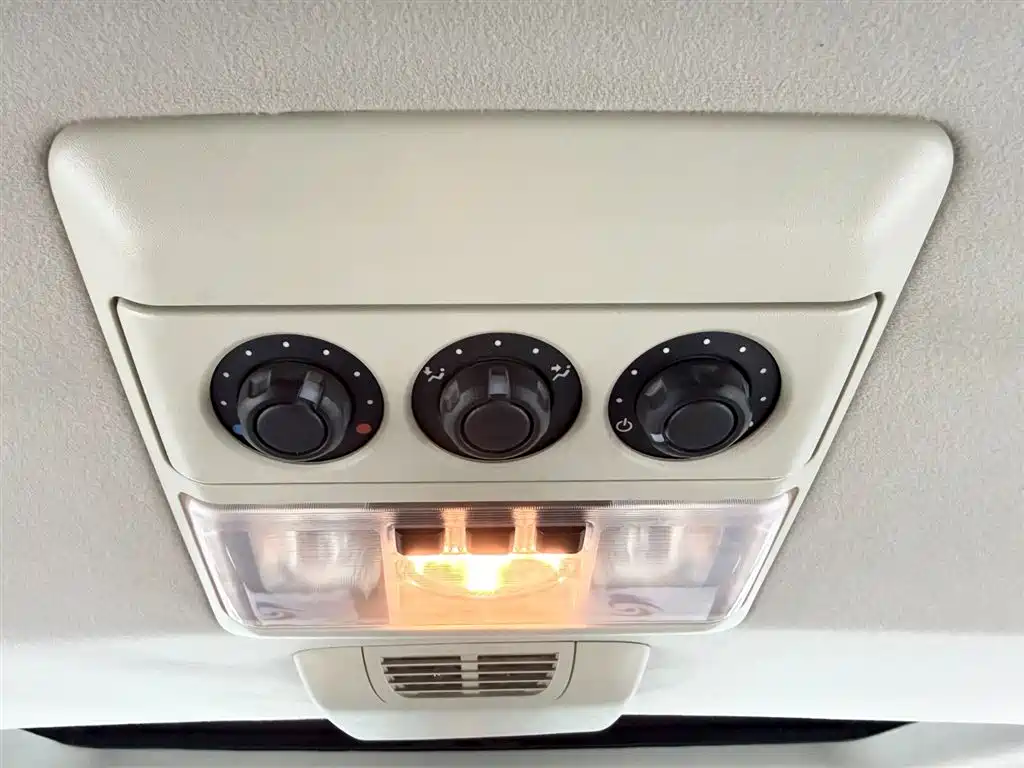 Land Rover Discovery 2007 — фото 16