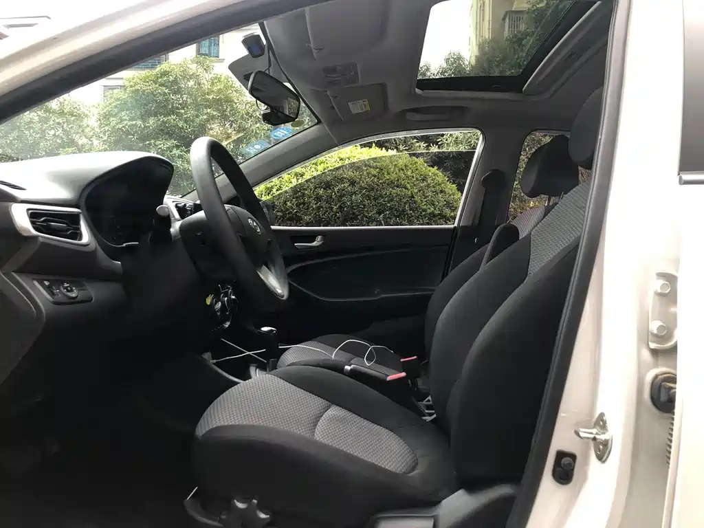 Hyundai Verna 2018 — фото 6