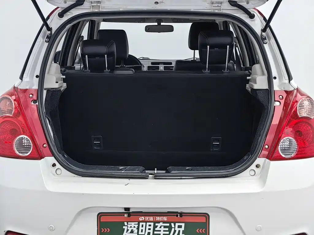 Suzuki Swift 2018 — фото 16