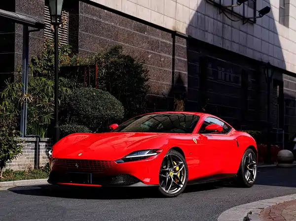 Ferrari Roma 2023