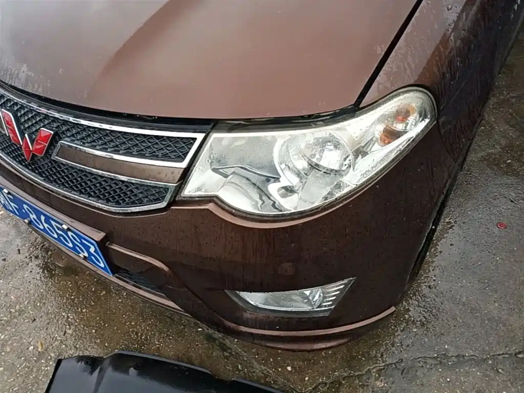 Wuling Hongguang 2016 — фото 24