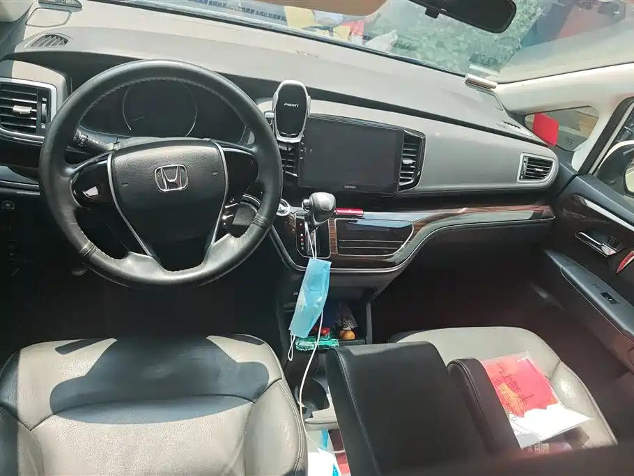 Honda Odyssey 2021 — фото 12