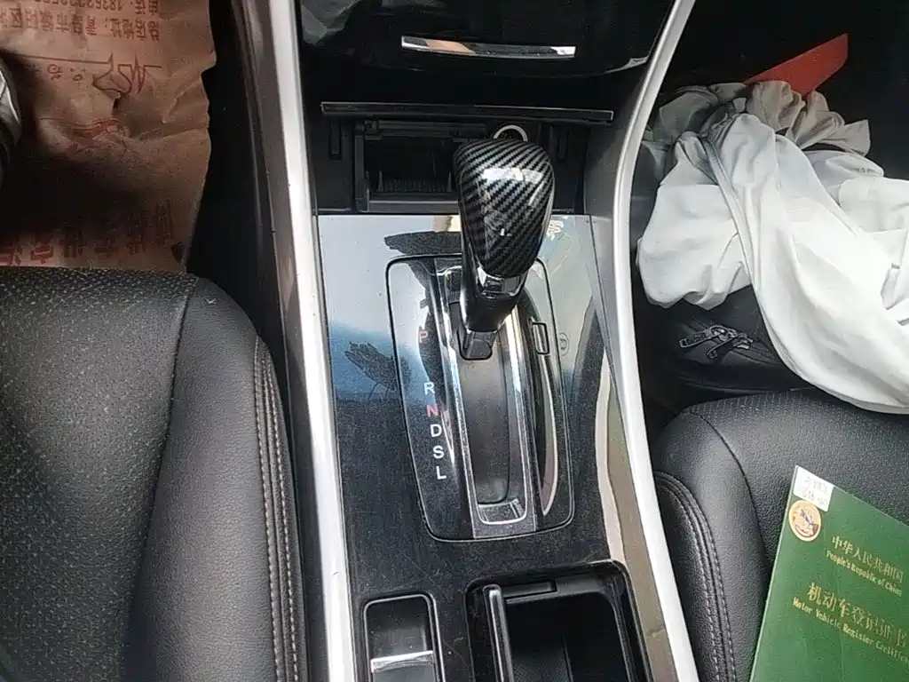 Honda Accord 2017 — фото 14