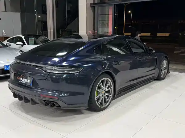 Porsche Panamera 2019